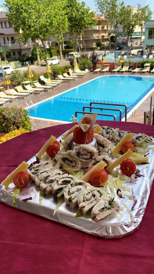 Hotel Prestigio Cesenatico Εξωτερικό φωτογραφία