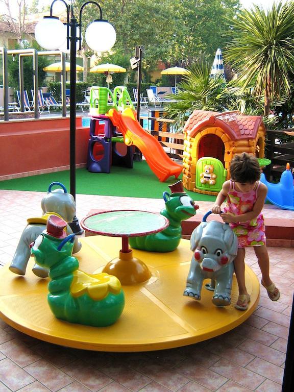 Hotel Prestigio Cesenatico Εξωτερικό φωτογραφία