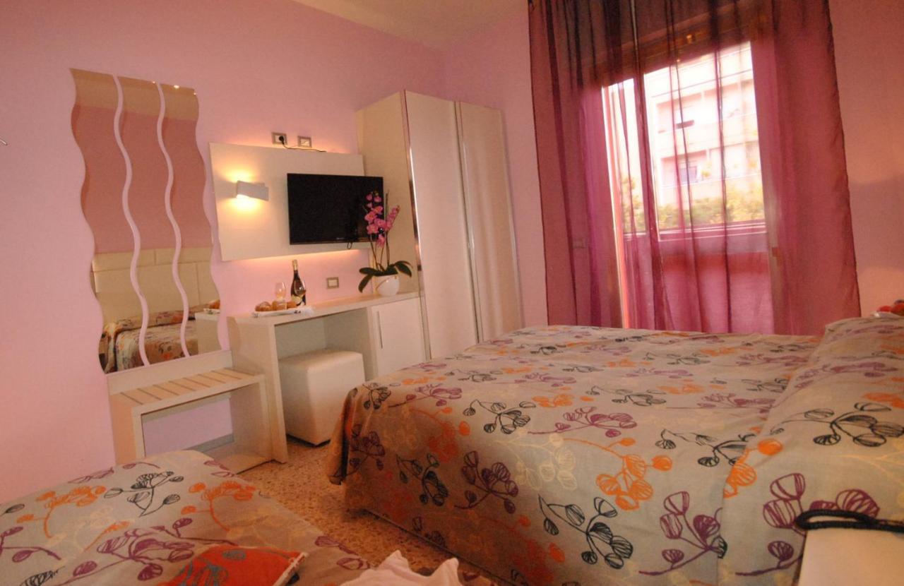 Hotel Prestigio Cesenatico Εξωτερικό φωτογραφία