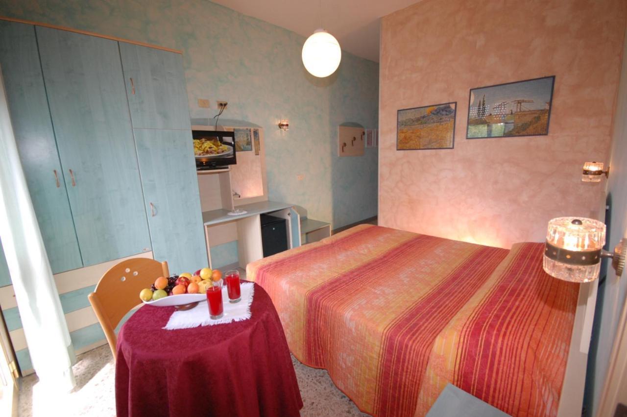 Hotel Prestigio Cesenatico Εξωτερικό φωτογραφία