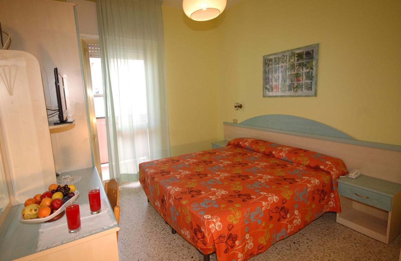 Hotel Prestigio Cesenatico Εξωτερικό φωτογραφία